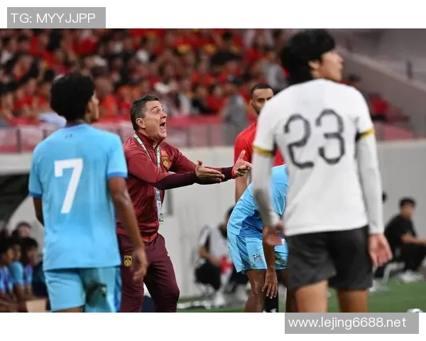 体育实时数据赛后复盘北京足球队与上海足球队心理素质的较量与启示分析