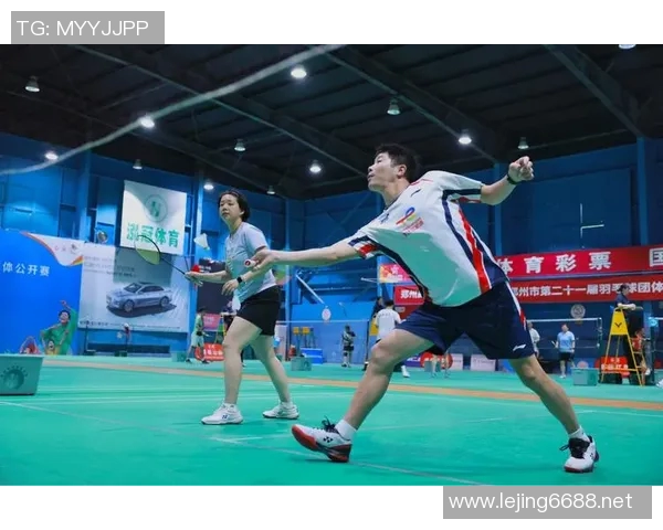 实时新闻南京羽毛球队配合排名创新高展现团队实力与默契之美 实时新闻南京羽毛球队配合排名创新高展现团队实力与默契之美